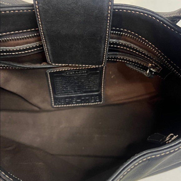 vintage Coach Hamptons Hobo bag in black leather with contrast stitching - Picture 7 of 10